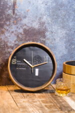ZEGAR ŚCIENNY OCTOMORE 09.1.jpg