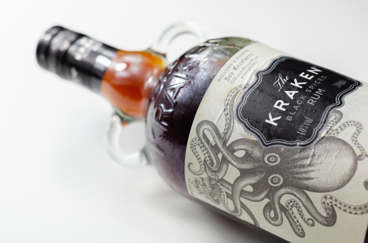 butelka Rumu Kraken