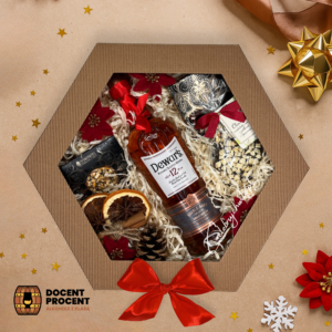 swiateczny-zestaw-prezentowy-12-letnia-whisky-dewar's-i-rzemieslnicze-czekolady-zamkniete-pudelko