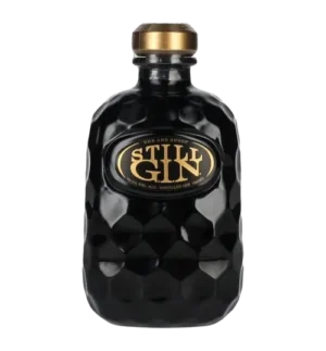STILL G.I.N. by Snoop Dogg and Dr. Dre 42,5% 0,7L